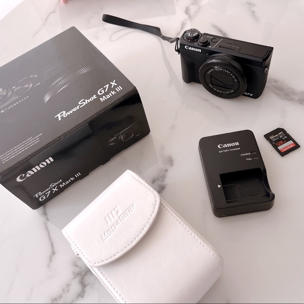 Canon PowerShot G7 X Mark III 20.1-Megapixel Digital Camera